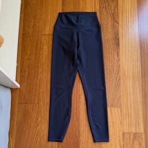 ALO Yoga Airlift Leggings in Navy Blue